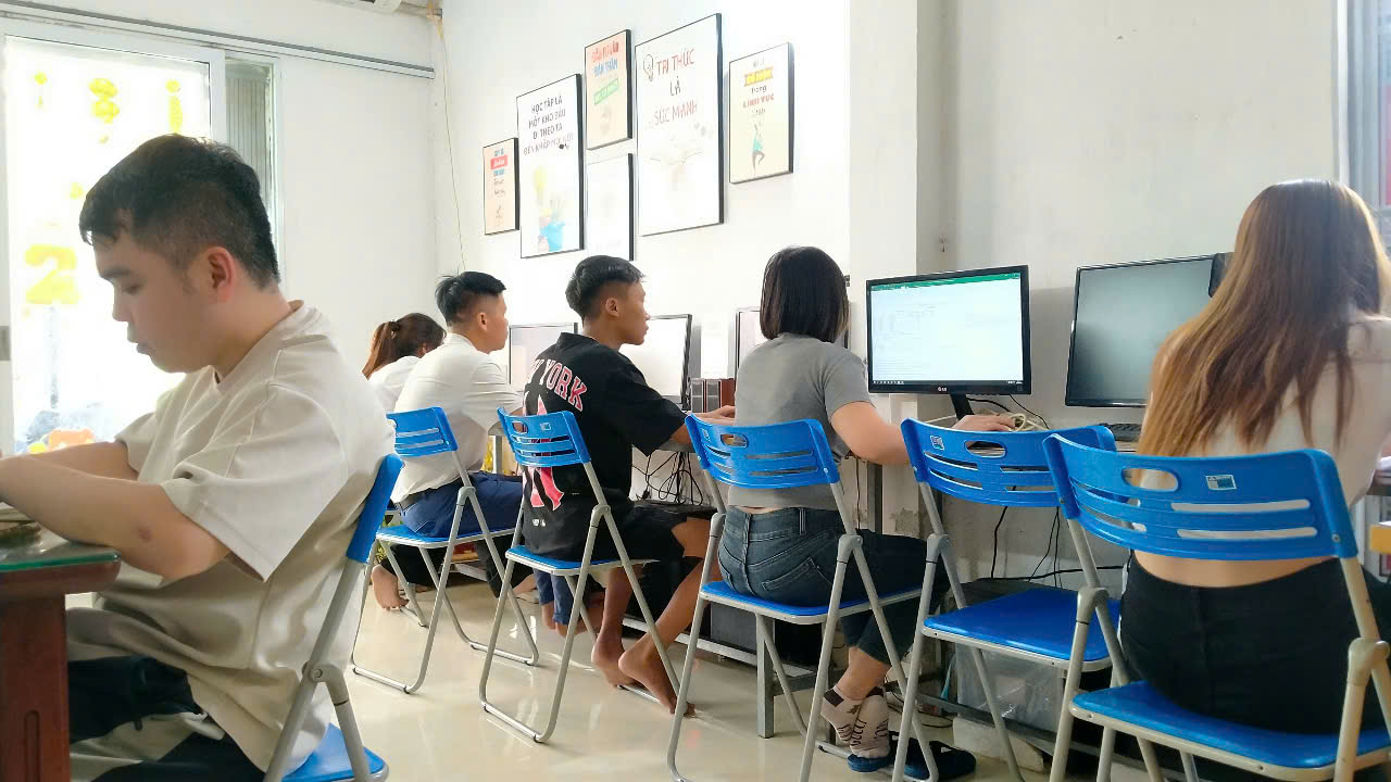 Khoá học làm phim Premiere tại Ngô Quyền