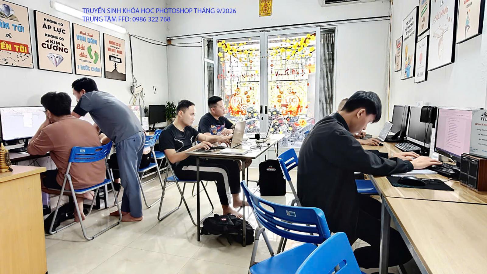 Tuyển sinh khóa học Photoshop tháng 9 năm 2026