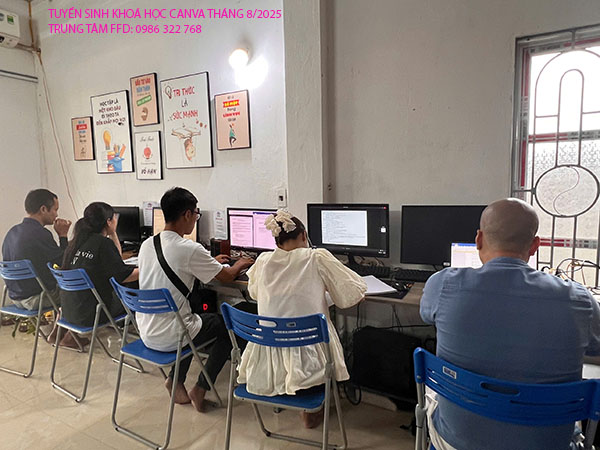 Tuyển sinh khoá học Canva tháng 8 năm 2025